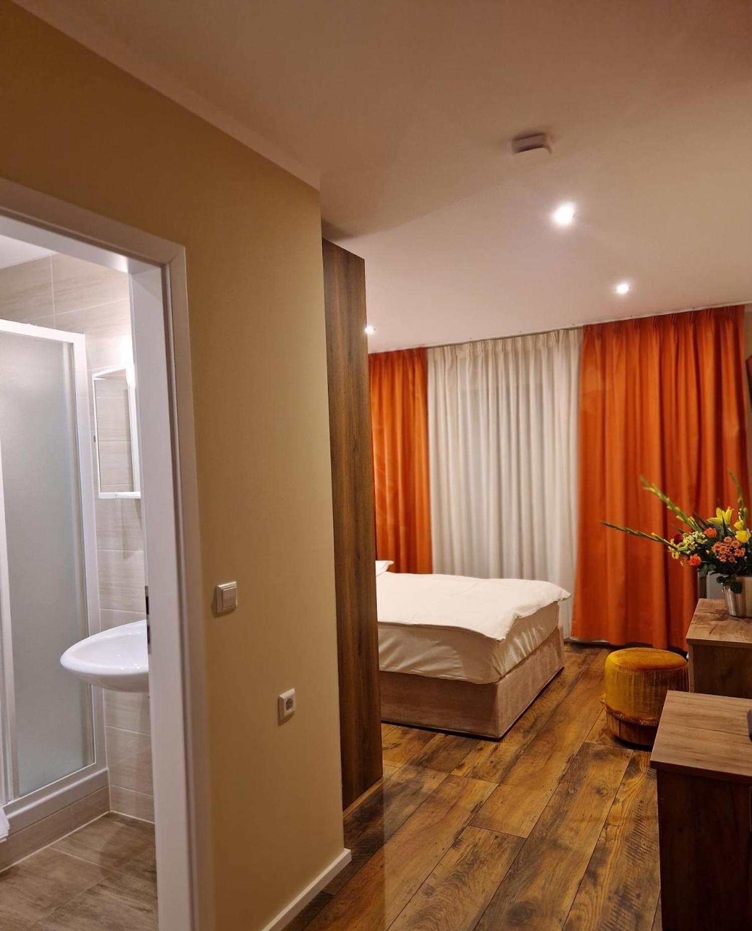 Hotel Post Nurtingen Bagian luar foto